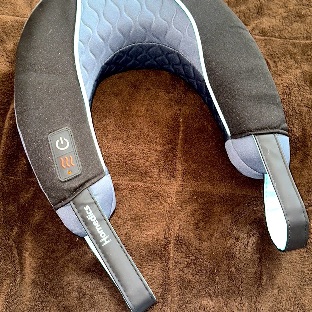 Never used neck massage with heat multi function neck comforter
